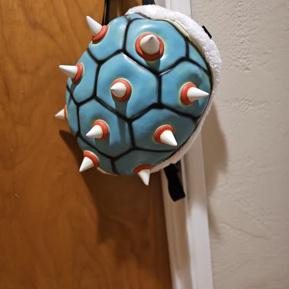 Koopa Backpack Cool White Spiked Shell ( about same size as loungefly)